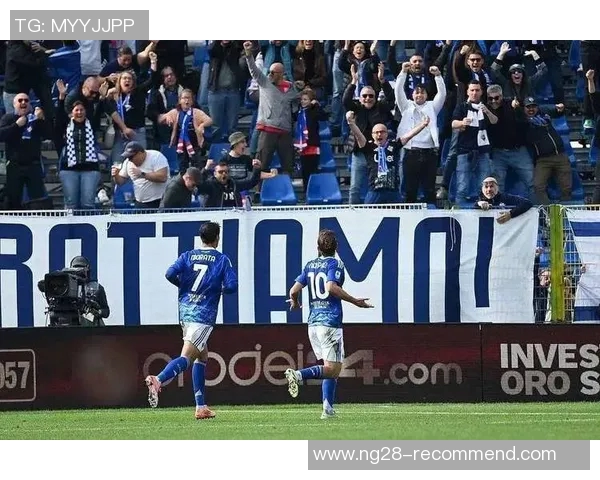 欧冠焦点战尤文图斯与曼城互交白卷争议判罚引发全场热议