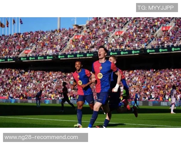 足总杯惊现历史冷门巴萨与里昂激战成平局引发全场震惊